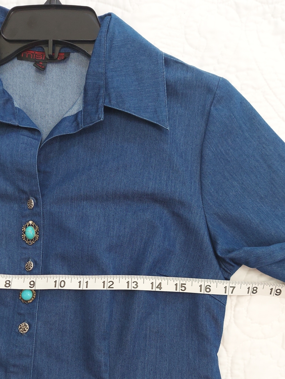 Mishca Soft Blue Denim Boho Turquoise/Silver Buttons Blouse Size Medium Like New - Picture 8 of 9